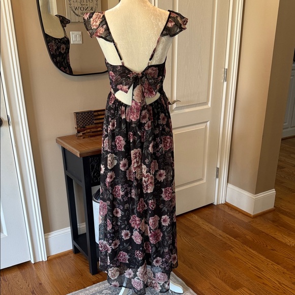 Lovestitch Black Floral Maxi Dress Open Back Tie Back Size Large - Picture 1 of 10